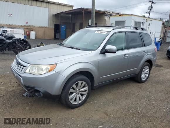 2011 Subaru Forester X Limited z VIN JF2SHAFC9BH714983, wystawiony jako Copart lot #64743385 z przebiegiem 83 771 mil mil oraz Szkoda całkowita • Salvage title. Historia ofert i sprzedaży dostępna na DreamBid. Obrazek 1.
