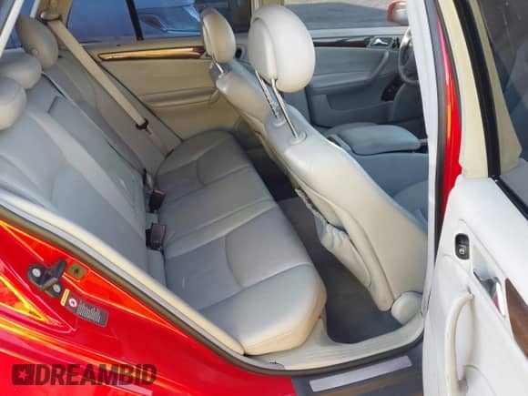 2002 Mercedes-Benz C 230/260/280/320 с VIN WDBRH64J42F185836, выставлен на аукционе IAAI как лот 43582999 с пробегом 96 617 миль миль и . История ставок и продаж доступна на DreamBid. Изображение 8.