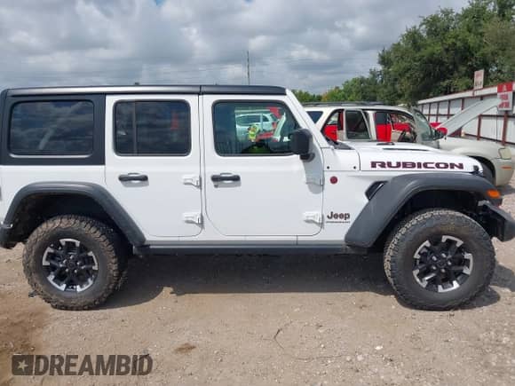 2025 Jeep Wrangler Rubicon с VIN 1C4PJXFN6SW528228, выставлен на аукционе IAAI как лот 43100284 с пробегом 10 660 миль миль и . История ставок и продаж доступна на DreamBid. Изображение 13.