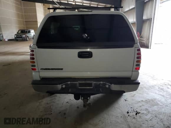 2001 Chevrolet Silverado 2500HD LS с VIN 1GCHC23UX1F106135, выставлен на аукционе Copart как лот 71551844 с пробегом 145 245 миль миль и Списание • Salvage title. История ставок и продаж доступна на DreamBid. Изображение 6.