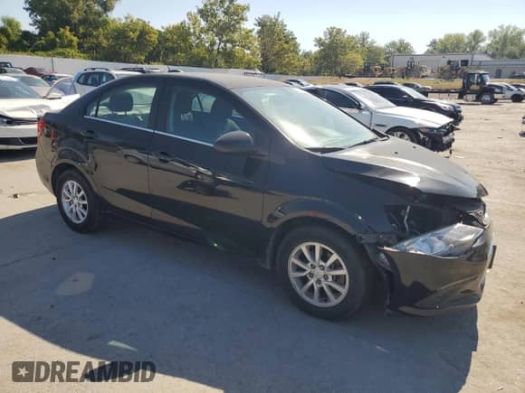 2017 Chevrolet Sonic LT с VIN 1G1JD5SH9H4104718, выставлен на аукционе Copart как лот 81149075 с пробегом 59 526 миль миль и Списание • Salvage title. История ставок и продаж доступна на DreamBid. Изображение 4.