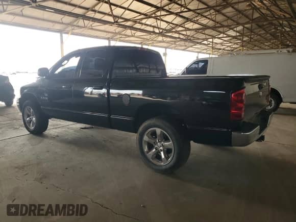 2008 Dodge 1500 SLT with VIN 1D7HU18288S596631, listed as a Copart auction lot 70013515 with 131,448 mi miles and Clean title. Bid and sale history available at DreamBid. Image 2.