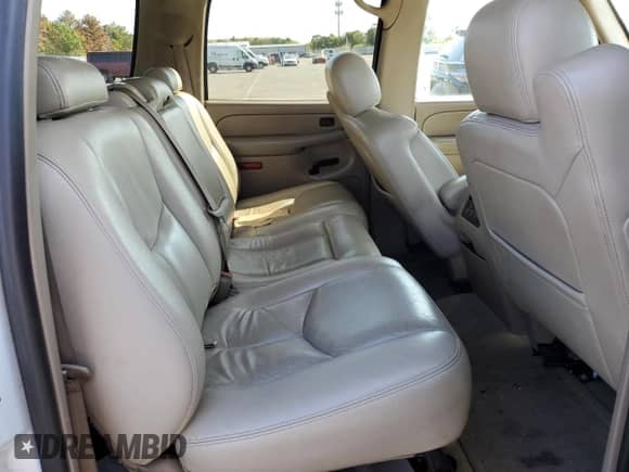 2006 Chevrolet Suburban LT с VIN 3GNGK26GX6G193455, выставлен на аукционе Copart как лот 81077925 с пробегом 174 701 миль миль и Чистый • Clean title. История ставок и продаж доступна на DreamBid. Изображение 11.