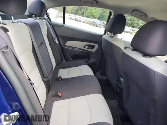 2013 Chevrolet Cruze LS z VIN 1G1PA5SG5D7303123, wystawiony jako Copart lot #81814465 z przebiegiem 192 215 mil mil oraz Szkoda całkowita • Salvage title. Historia ofert i sprzedaży dostępna na DreamBid. Obrazek 10.