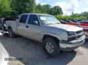 2004 Chevrolet Silverado 2500 LS с VIN 1GCGK23U64F178582, выставлен на аукционе IAAI как лот 42740464 с пробегом Не указан миль и . История ставок и продаж доступна на DreamBid. Изображение 1.