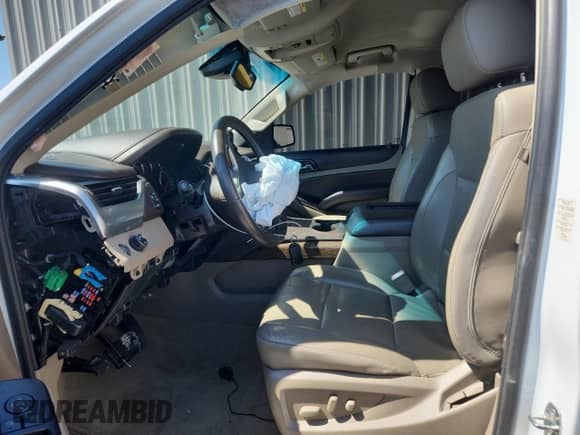 2016 Chevrolet Tahoe LT с VIN 1GNSCBKC0GR103838, выставлен на аукционе Copart как лот 84035715 с пробегом 175 566 миль миль и Списание • Salvage title. История ставок и продаж доступна на DreamBid. Изображение 7.