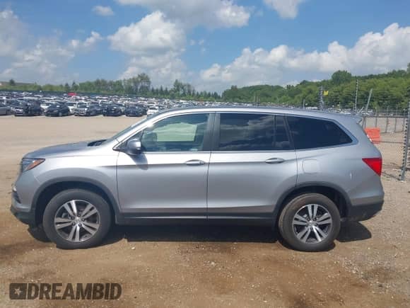 2018 Honda Pilot EX-L z VIN 5FNYF6H52JB023724, wystawiony jako IAAI lot #42812569 z przebiegiem 74 197 mil mil oraz . Historia ofert i sprzedaży dostępna na DreamBid. Obrazek 14.