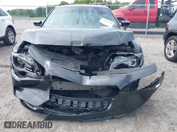2015 Chrysler 300 S с VIN 2C3CCAGG0FH746857, выставлен на аукционе IAAI как лот 42466288 с пробегом 154 445 миль миль и . История ставок и продаж доступна на DreamBid. Изображение 6.