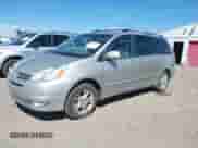 2004 Toyota Sienna XLE z VIN 5TDZA22C64S073061, wystawiony jako IAAI lot #43177915 z przebiegiem 218 235 mil mil oraz . Historia ofert i sprzedaży dostępna na DreamBid. Obrazek 2.