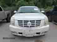 2009 Cadillac Escalade with VIN 1GYFC23299R250494, listed as a IAAI auction lot 42666988 with 266,508 mi miles and . Bid and sale history available at DreamBid. Image 12.