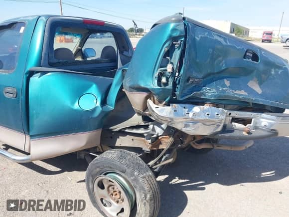 1998 Ford F-150 с VIN 1FTZF1724WKB67848, выставлен на аукционе IAAI как лот 42887563 с пробегом 162 545 миль миль и . История ставок и продаж доступна на DreamBid. Изображение 6.