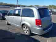 2015 Dodge Grand Caravan American Value z VIN 2C4RDGBG1FR615265, wystawiony jako IAAI lot #43330590 z przebiegiem 92 634 mil mil oraz . Historia ofert i sprzedaży dostępna na DreamBid. Obrazek 3.