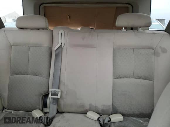 2006 Saturn VUE z VIN 5GZCZ33D76S864008, wystawiony jako Copart lot #77001954 z przebiegiem 192 849 mil mil oraz Nie do naprawy • Non repairable. Historia ofert i sprzedaży dostępna na DreamBid. Obrazek 10.