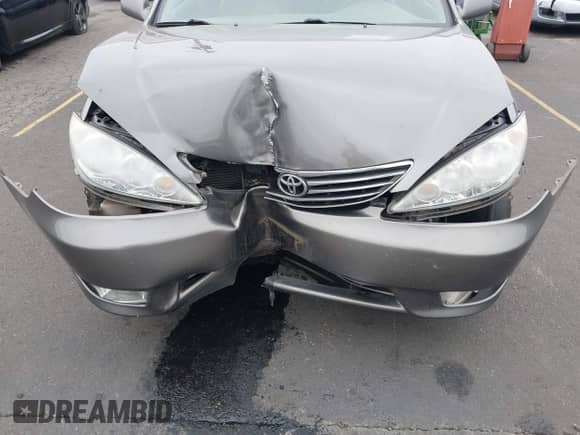2005 Toyota Camry XLE с VIN 4T1BF30K55U593263, выставлен на аукционе IAAI как лот 43189841 с пробегом 90 753 миль миль и . История ставок и продаж доступна на DreamBid. Изображение 6.