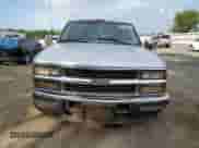 1996 Chevrolet Suburban with VIN 3GNFC16F4TG106199, listed as a Copart auction lot 68648845 with 190,433 mi miles and Salvage title. Bid and sale history available at DreamBid. Image 5.