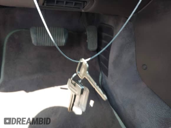 1992 Toyota Camry LE с VIN 4T1SK12EXNU135354, выставлен на аукционе IAAI как лот 42786369 с пробегом 154 521 миль миль и . История ставок и продаж доступна на DreamBid. Изображение 11.