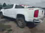 2018 Chevrolet Colorado 4WD Work Truck z VIN 1GCHTBEA8J1254896, wystawiony jako IAAI lot #43214910 z przebiegiem 164 056 mil mil oraz . Historia ofert i sprzedaży dostępna na DreamBid. Obrazek 3.