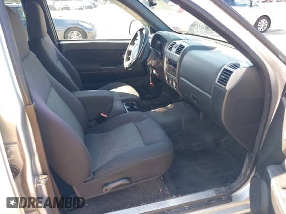 2010 Chevrolet Colorado 1LT z VIN 1GCDSCDE7A8140360, wystawiony jako IAAI lot #42660572 z przebiegiem 147 641 mil mil oraz . Historia ofert i sprzedaży dostępna na DreamBid. Obrazek 5.