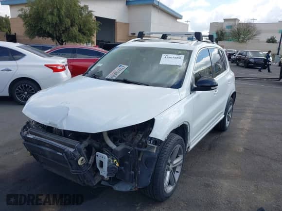 2017 Volkswagen Tiguan Sport с VIN WVGUV7AX0HW512062, выставлен на аукционе IAAI как лот 41905680 с пробегом 106 922 миль миль и . История ставок и продаж доступна на DreamBid. Изображение 2.