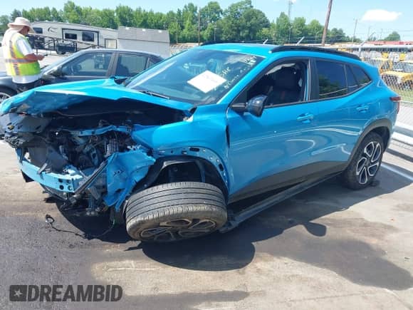 2025 Chevrolet Trax 2RS with VIN KL77LJEP2SC039947, listed as a IAAI auction lot 42567646 with 31,294 mi miles and . Bid and sale history available at DreamBid. Image 17.