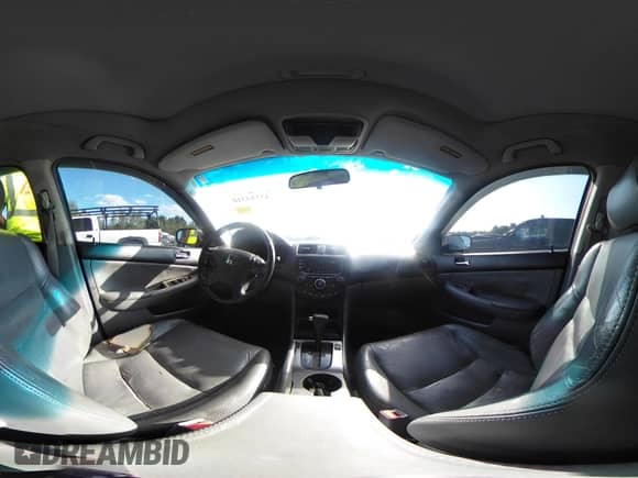 2004 Honda Accord EX with VIN 1HGCM66584A012082, listed as a IAAI auction lot 43184310 with 185,946 mi miles and . Bid and sale history available at DreamBid. Image 19.