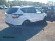 2017 Ford Escape SE с VIN 1FMCU9GD0HUD80956, выставлен на аукционе IAAI как лот 43257216 с пробегом 62 279 миль миль и . История ставок и продаж доступна на DreamBid. Изображение 4.
