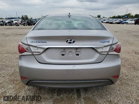 2012 Hyundai Sonata Hybrid с VIN KMHEC4A47CA020309, выставлен на аукционе Copart как лот 81761865 с пробегом 117 814 миль миль и Чистый • Clean title. История ставок и продаж доступна на DreamBid. Изображение 6.