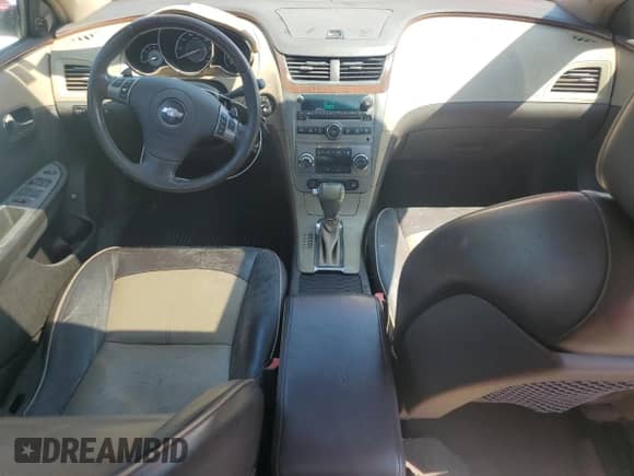 2008 Chevrolet Malibu LTZ with VIN 1G1ZK57B68F272575, listed as a Copart auction lot 62830875 with 175,649 mi miles and Clean title. Bid and sale history available at DreamBid. Image 8.