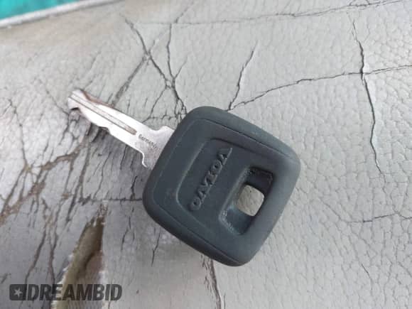2004 Volvo S60 с VIN YV1RS61T242361425, выставлен на аукционе IAAI как лот 41987136 с пробегом 221 533 миль миль и . История ставок и продаж доступна на DreamBid. Изображение 11.