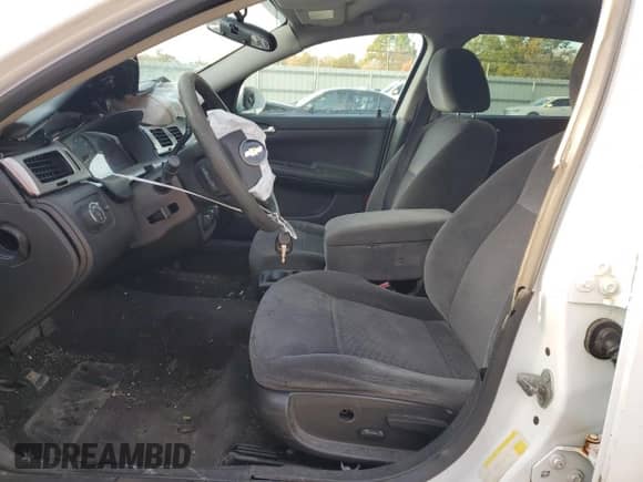 2015 Chevrolet Impala Police Police с VIN 2G1WD5E36F1112094, выставлен на аукционе Copart как лот 83664544 с пробегом 133 134 миль миль и Списание • Salvage title. История ставок и продаж доступна на DreamBid. Изображение 7.