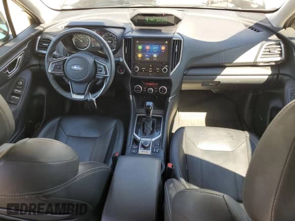 2022 Subaru Forester Touring z VIN JF2SKARC6NH445245, wystawiony jako Copart lot #67606215 z przebiegiem 65 468 mil mil oraz Szkoda całkowita • Salvage title. Historia ofert i sprzedaży dostępna na DreamBid. Obrazek 8.