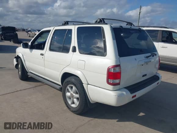 2000 Nissan Pathfinder XE with VIN JN8AR07S2YW421992, listed as a IAAI auction lot 41493860 with 144,632 mi miles and . Bid and sale history available at DreamBid. Image 3.