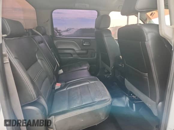 2015 Chevrolet Silverado 2500HD Work Truck z VIN 1GC1KUE81FF569806, wystawiony jako Copart lot #90887985 z przebiegiem 160 674 mil mil oraz Czysty tytuł • Clean title. Historia ofert i sprzedaży dostępna na DreamBid. Obrazek 10.