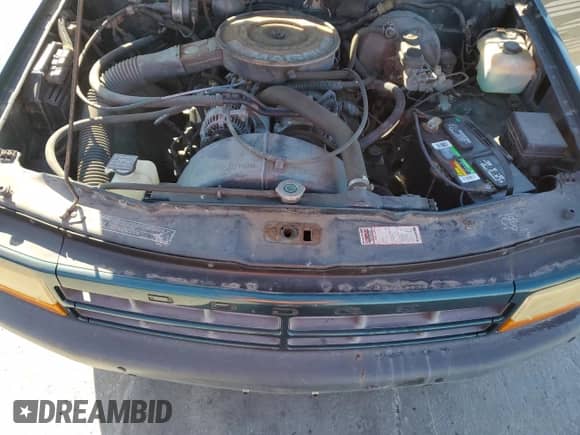 1993 Dodge Dakota z VIN 1B7FL23X8PS292033, wystawiony jako Copart lot #48995955 z przebiegiem 103 197 mil mil oraz Czysty tytuł • Clean title. Historia ofert i sprzedaży dostępna na DreamBid. Obrazek 11.