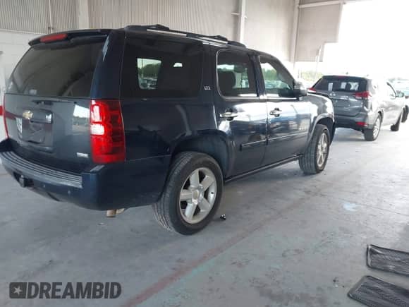 2007 Chevrolet Tahoe LT с VIN 1GNFK13037J386673, выставлен на аукционе IAAI как лот 43292536 с пробегом 174 045 миль миль и . История ставок и продаж доступна на DreamBid. Изображение 4.