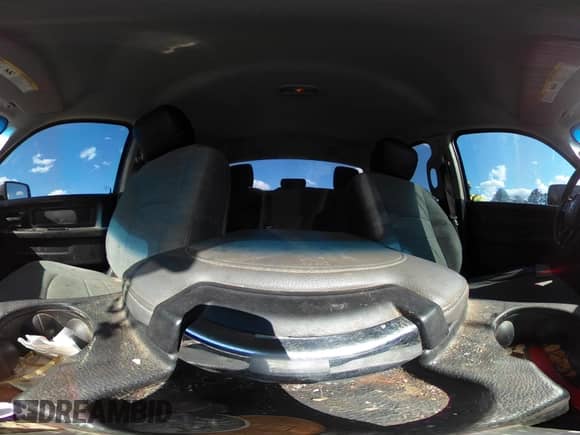 2016 Ram 1500 Express with VIN 1C6RR6FT3GS118843, listed as a IAAI auction lot 43151711 with 267,592 mi miles and . Bid and sale history available at DreamBid. Image 19.