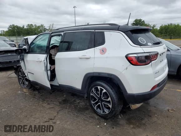 2022 Jeep Compass Limited with VIN 3C4NJDCB8NT111137, listed as a Copart auction lot 69789375 with Not provided miles and Non repairable. Bid and sale history available at DreamBid. Image 2.