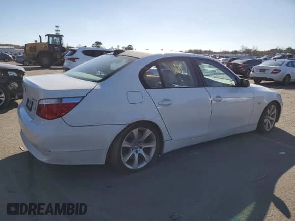 2005 BMW 5 Series 545i с VIN WBANB335X5CN64539, выставлен на аукционе Copart как лот 44254165 с пробегом 105 852 миль миль и Списание • Salvage title. История ставок и продаж доступна на DreamBid. Изображение 3.