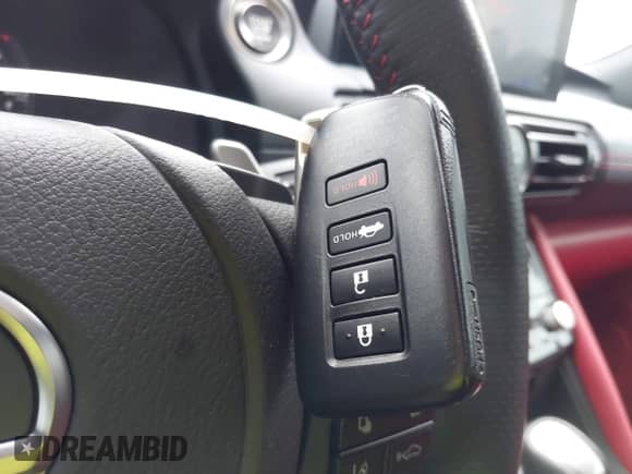 2024 Lexus IS 500 F Sport Performance z VIN JTHAP1D21R5006406, wystawiony jako IAAI lot #42942550 z przebiegiem 8 675 mil mil oraz . Historia ofert i sprzedaży dostępna na DreamBid. Obrazek 11.