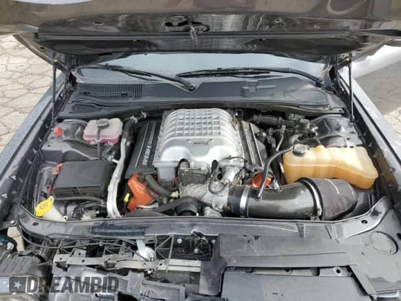 2019 Dodge Challenger SRT Hellcat with VIN 2C3CDZC91KH683362, listed as a Copart auction lot 61411505 with 43,715 mi miles and Salvage title. Bid and sale history available at DreamBid. Image 11.