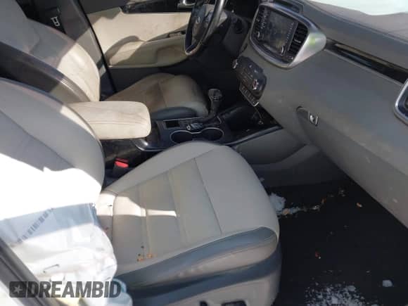 2016 Kia Sorento SXL z VIN 5XYPKDA51GG108352, wystawiony jako IAAI lot #41591684 z przebiegiem 175 872 mil mil oraz . Historia ofert i sprzedaży dostępna na DreamBid. Obrazek 5.