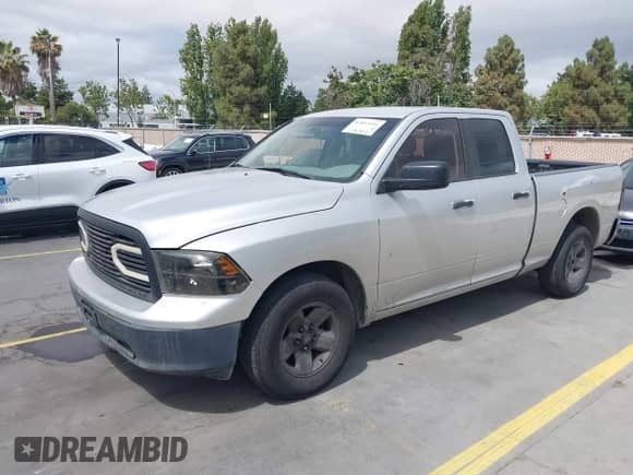 2009 Dodge 1500 SLT with VIN 1D3HB18P29S796683, listed as a IAAI auction lot 42812354 with 258,472 mi miles and . Bid and sale history available at DreamBid. Image 6.