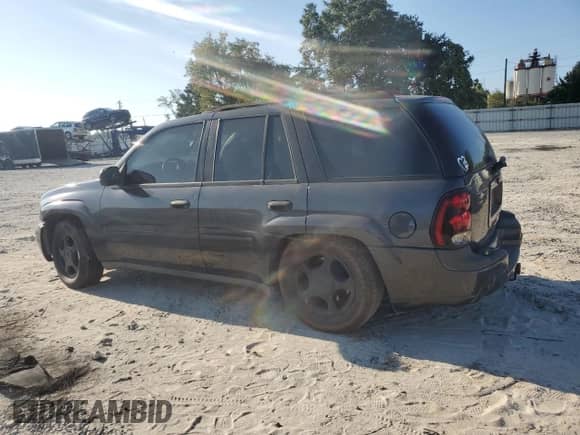 2007 Chevrolet TrailBlazer LS с VIN 1GNDS13S272182448, выставлен на аукционе Copart как лот 71677675 с пробегом 142 895 миль миль и Списание • Salvage title. История ставок и продаж доступна на DreamBid. Изображение 2.