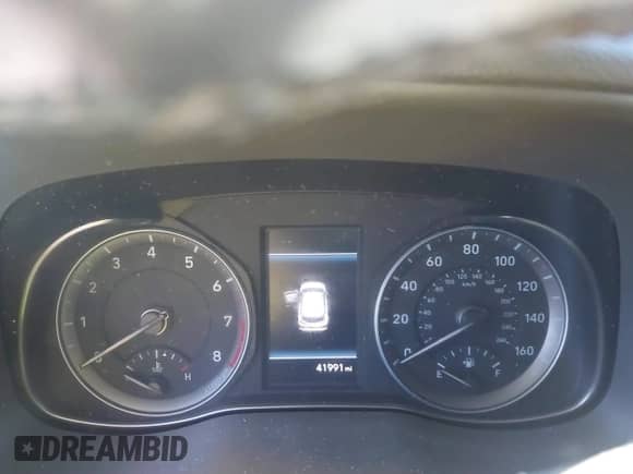 2020 Hyundai Kona Limited z VIN KM8K33A5XLU411426, wystawiony jako IAAI lot #40864297 z przebiegiem 41 991 mil mil oraz . Historia ofert i sprzedaży dostępna na DreamBid. Obrazek 7.