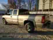 2002 Chevrolet Silverado 2500 LS с VIN 1GCGK29U62Z135816, выставлен на аукционе Copart как лот 81586974 с пробегом 206 434 миль миль и Чистый • Clean title. История ставок и продаж доступна на DreamBid. Изображение 2.