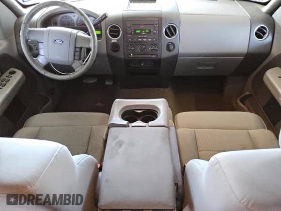 2007 Ford F-150 XLT с VIN 1FTRW02W17KD34981, выставлен на аукционе Copart как лот 74465794 с пробегом 259 156 миль миль и Чистый • Clean title. История ставок и продаж доступна на DreamBid. Изображение 8.