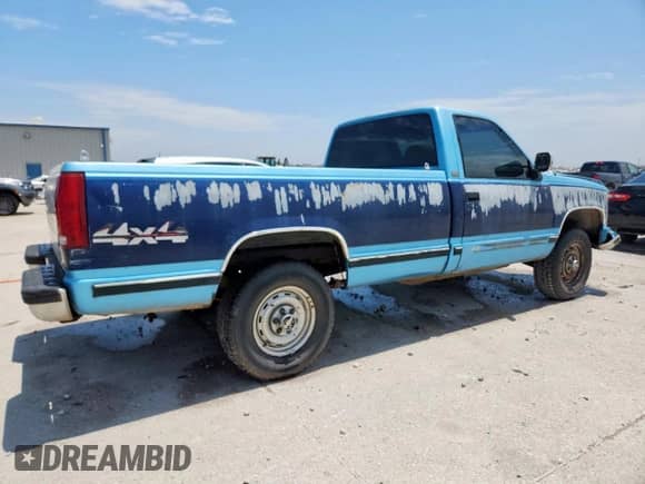 1993 Chevrolet Silverado 2500 with VIN 1GCFK24K2PE118110, listed as a Copart auction lot 59152885 with 259,437 mi miles and Clean title. Bid and sale history available at DreamBid. Image 3.