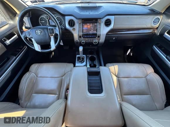 2014 Toyota Tundra Limited z VIN 5TFBW5F1XEX364896, wystawiony jako Copart lot #89790005 z przebiegiem 164 401 mil mil oraz Czysty tytuł • Clean title. Historia ofert i sprzedaży dostępna na DreamBid. Obrazek 9.
