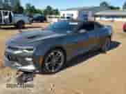 2017 Chevrolet Camaro 2SS с VIN 1G1FG3D71H0113331, выставлен на аукционе Copart как лот 55683805 с пробегом 28 770 миль миль и Списание • Salvage title. История ставок и продаж доступна на DreamBid. Изображение 1.