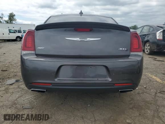 2016 Chrysler 300 S с VIN 2C3CCAGG5GH161855, выставлен на аукционе Copart как лот 69730705 с пробегом 115 738 миль миль и Списание • Salvage title. История ставок и продаж доступна на DreamBid. Изображение 6.